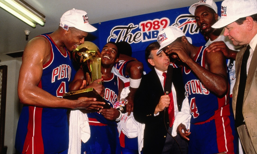 Chuck Daly le dio el primer título a los Pistons en 1989.