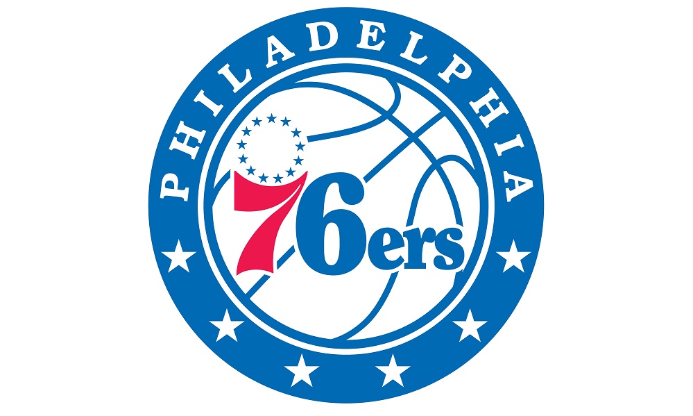 El logo actual de los 76ers da guiños a todos sus anteriores (FOTOGRAFÍA gentileza 1000 marcas).