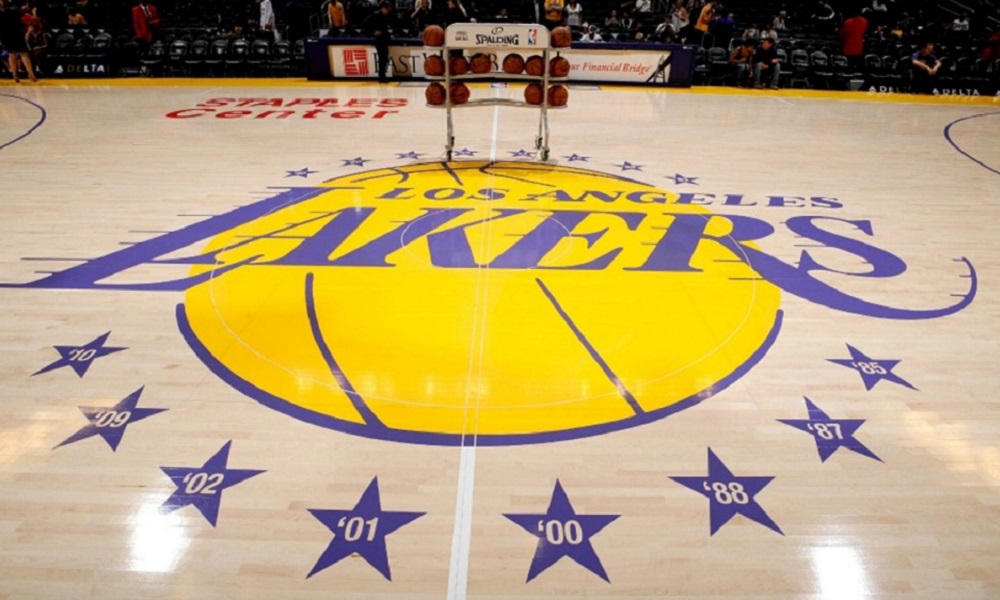 El logo de los Lakers en el crypto.com