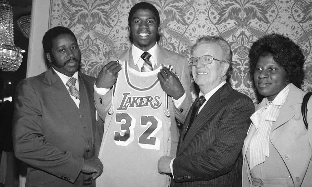 La moneda le dio a los Lakers la chance de elegir a Magic Johnson con el primer lugar del Draft 1979 (FOTOGRAFÍA gentileza Pro Sports Outlook).