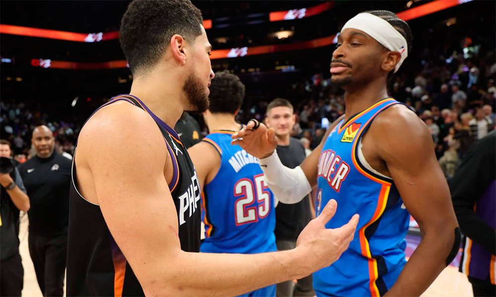 Shai Gilgeous-Alexander junto a Devin Booker Playoffs NBA
