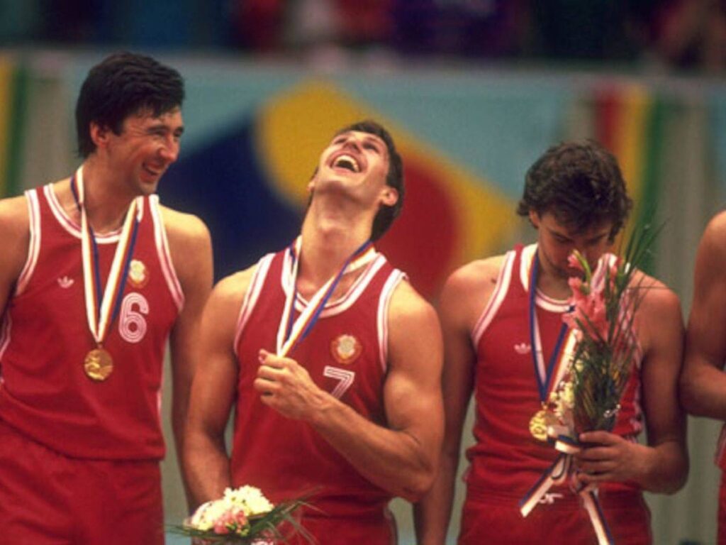 La URSS ganó la medalla de oro en Seúl 1988. La última en hacerla antes del Dream Team.