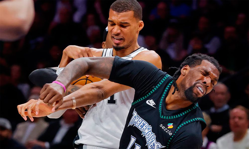Victor Wembanyama codazo Naz Reid Spurs Timberwolves